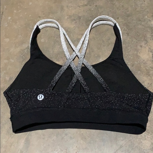 lululemon athletica Other - Lululemon Energy Bra Size 6